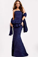 Model wearing Jovani dress 45104.