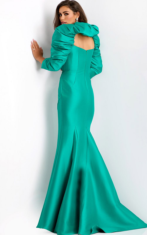 Model wearing Jovani dress 45214.