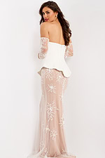 back of white wedding dress 45326