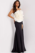 Model wearing Jovani dress 45450.