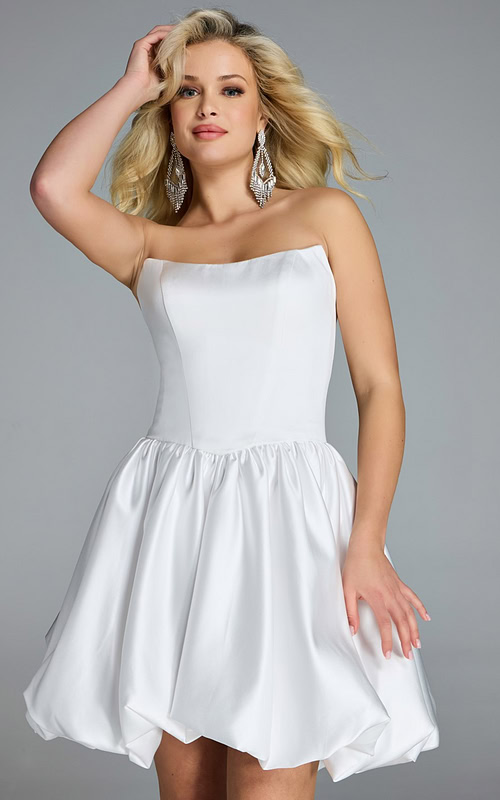 Model wearing Jovani dress 45497.