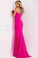 Model wearing Jovani dress 45561.