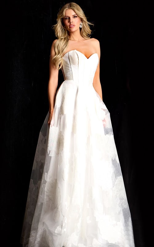 sweetheart neckline white a line dress 47327