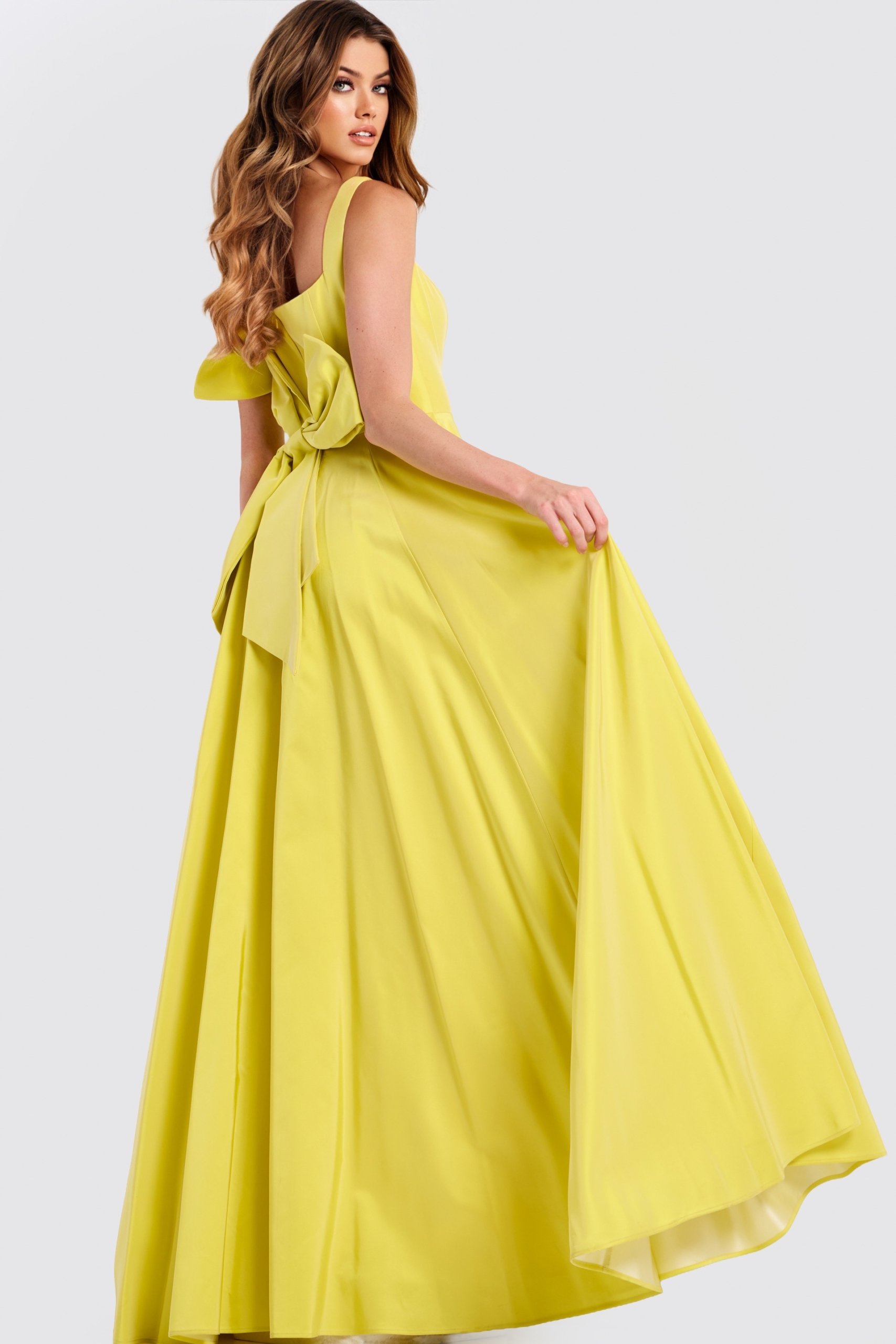 Taffeta Prom Dresses 2026 - Structured & Crisp Styles | Jovani Taffeta Prom Dresses 2026 - Structured & Crisp Styles | Jovani