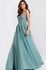Elegant Lace Tulle Ball Gown