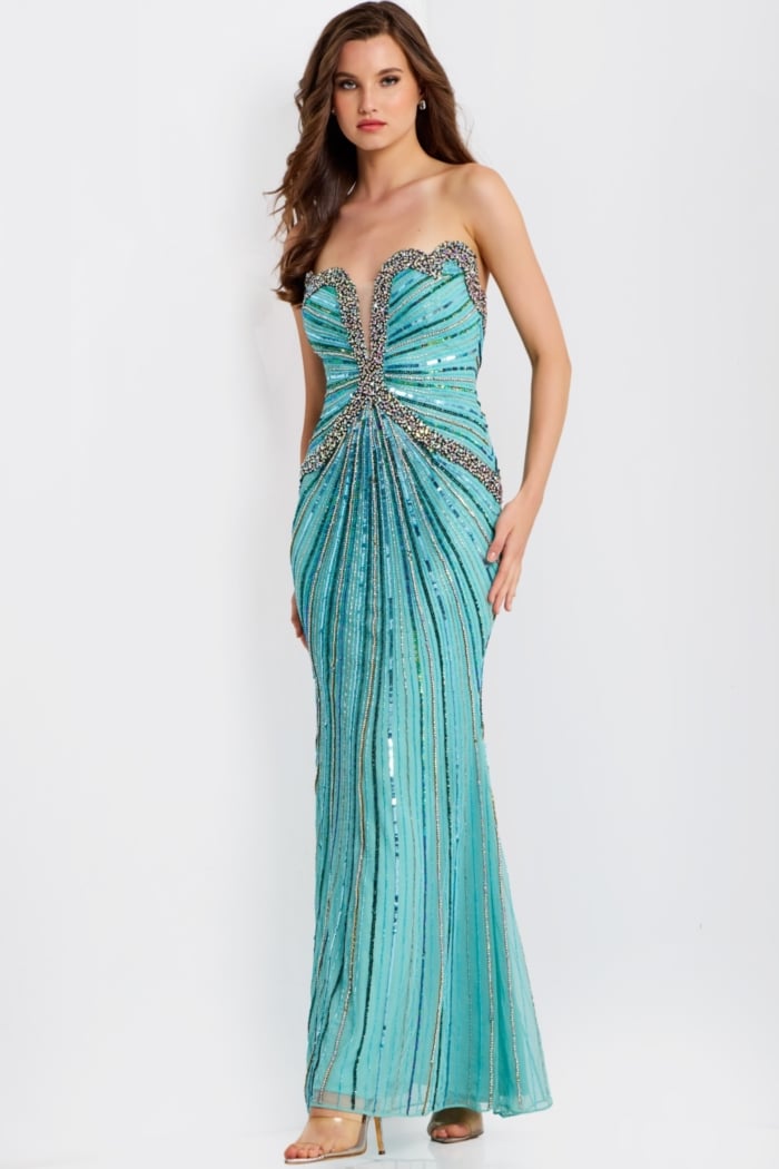 Evening gown with sweetheart neckline and open back