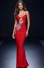 red fitted bodice in bandadage fabric dress