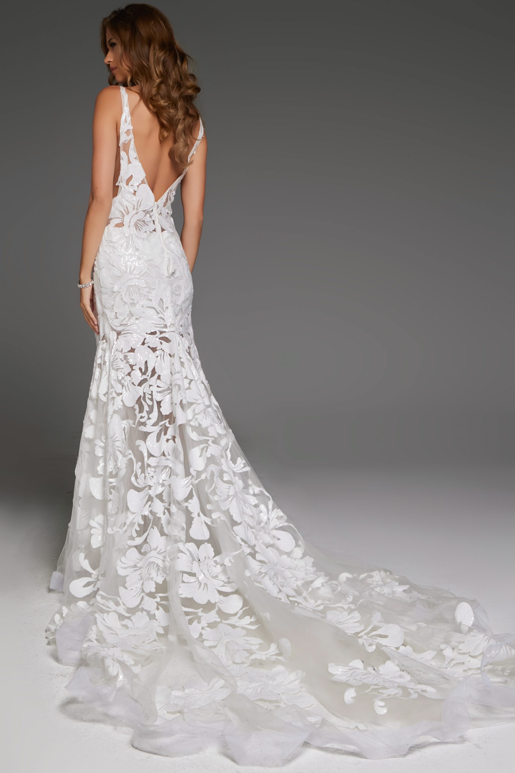 JOVANI バルーン袖 Vネック スタイリッシュ カクテルドレス 白 Jovani JB04192 White Embellished V Neck Wedding Dress | Jovani