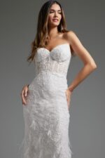 model wearing Jovani JB40590 close-up of sweetheart neckline and lace
