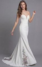 Timeless ivory mermaid dress with delicate botanical embroidery