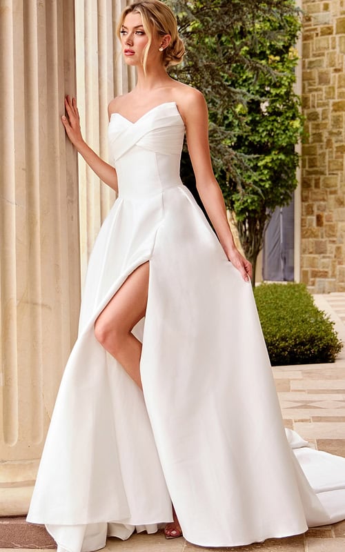 Wedding Dresses, Bridal Gowns & Modern Wedding Looks | Jovani Wedding Dresses, Bridal Gowns & Modern Wedding Looks | Jovani